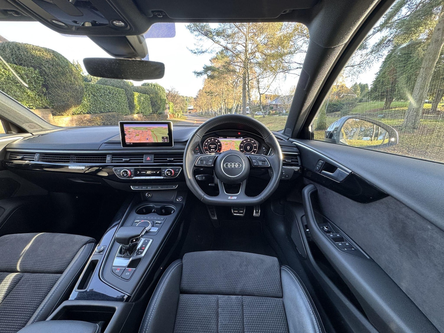 Used Audi A4 Avant for sale - 76728462: Photo 43