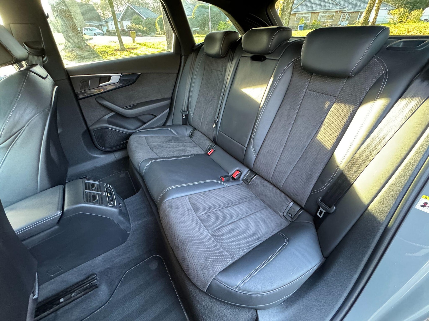 Used Audi A4 Avant for sale - 76728462: Photo 45