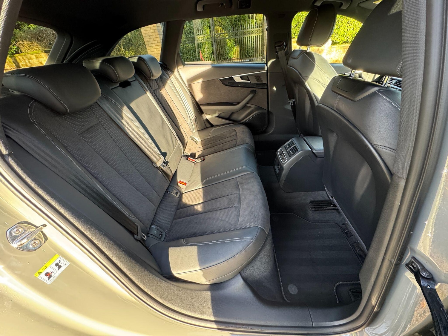 Used Audi A4 Avant for sale - 76728462: Photo 74