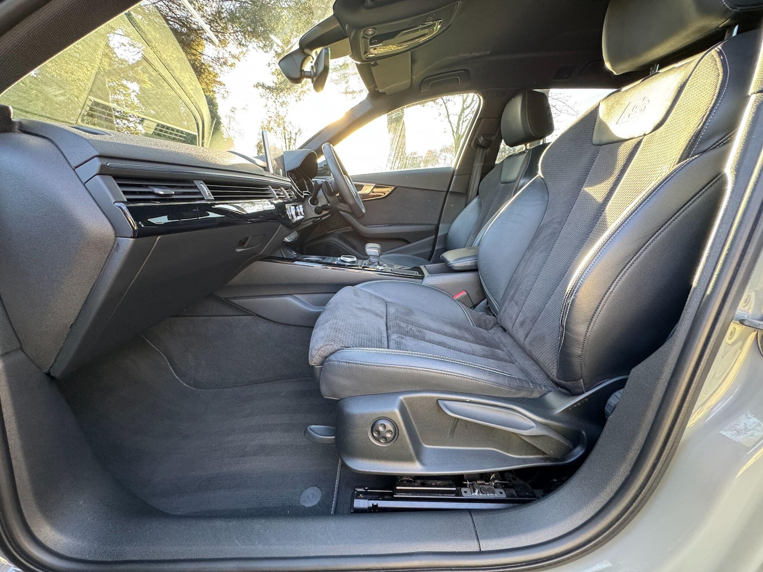 Used Audi A4 Avant for sale - 76728462: Photo 80