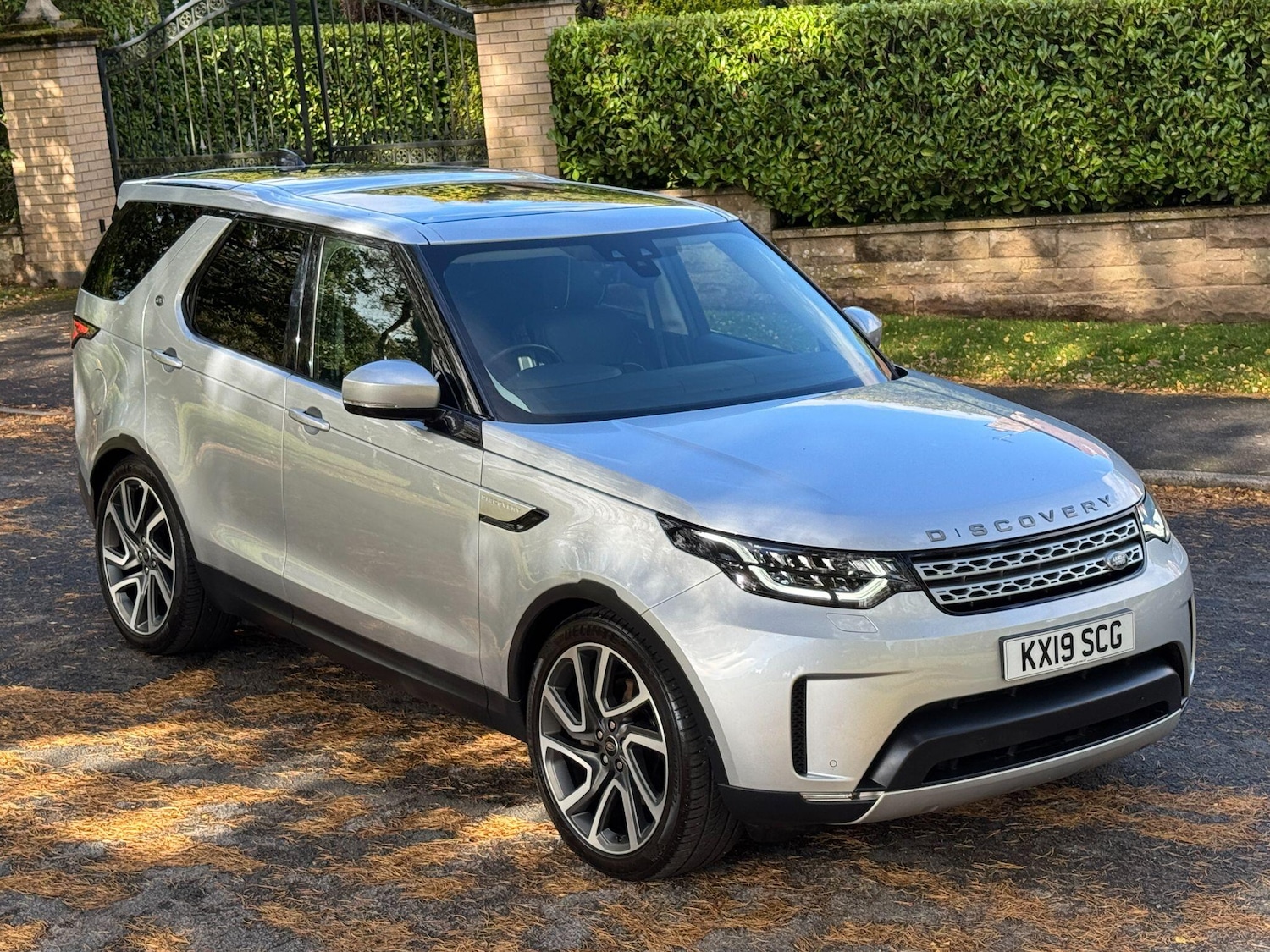 Used Land Rover Discovery 2019 for sale - 76199726: Photo 10