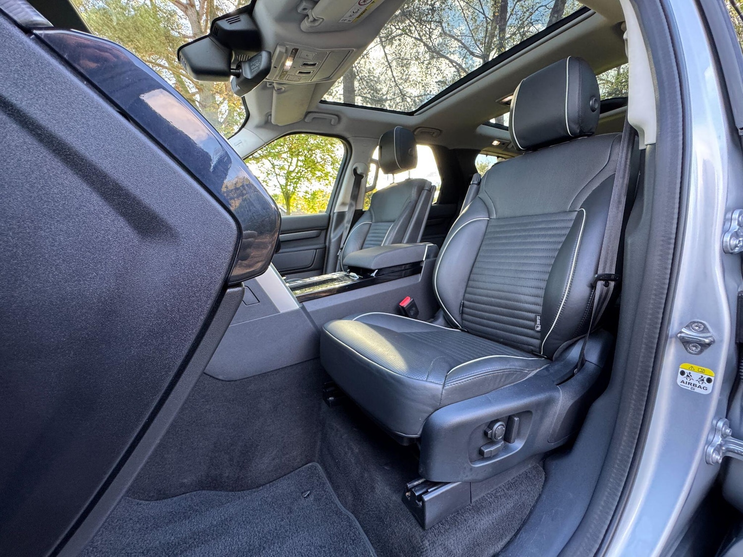 Used Land Rover Discovery 2019 for sale - 76199726: Photo 14