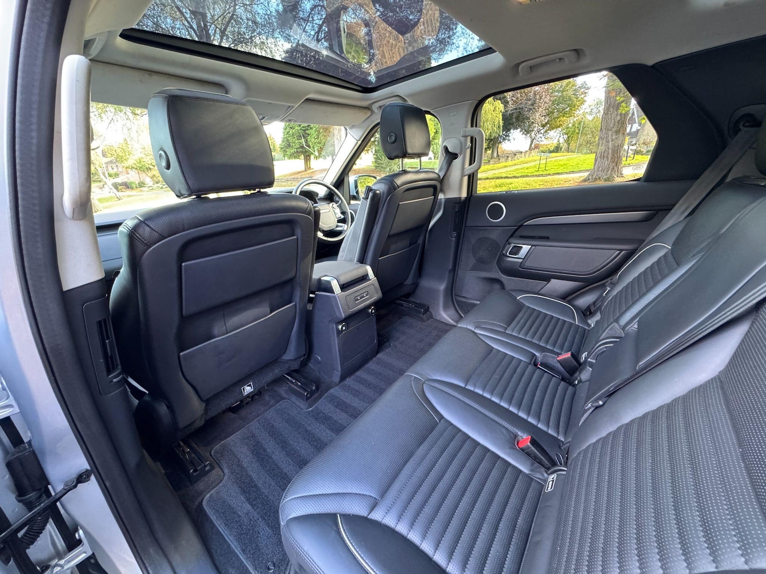 Used Land Rover Discovery 2019 for sale - 76199726: Photo 16
