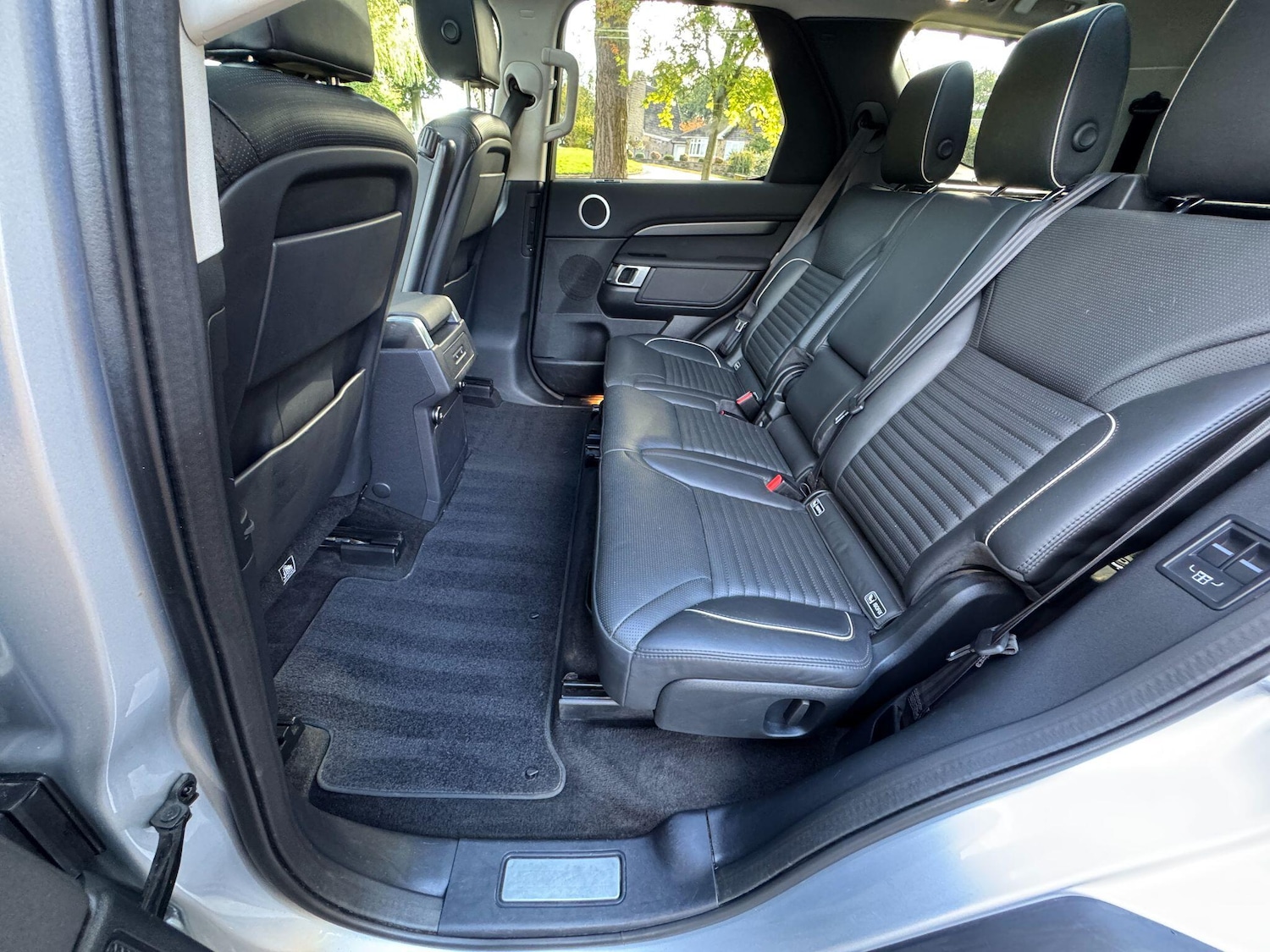 Used Land Rover Discovery 2019 for sale - 76199726: Photo 67