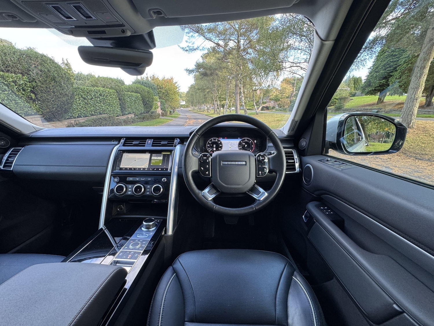Used Land Rover Discovery 2019 for sale - 76199726: Photo 71