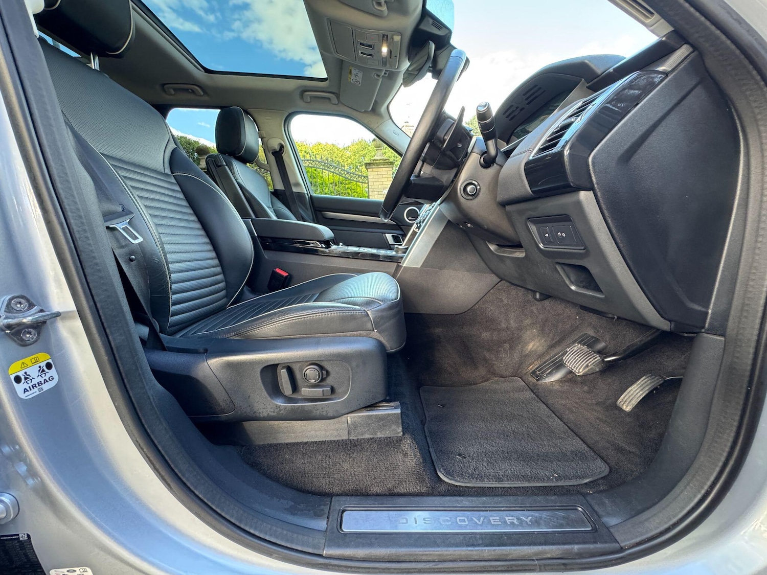 Used Land Rover Discovery 2019 for sale - 76199726: Photo 73
