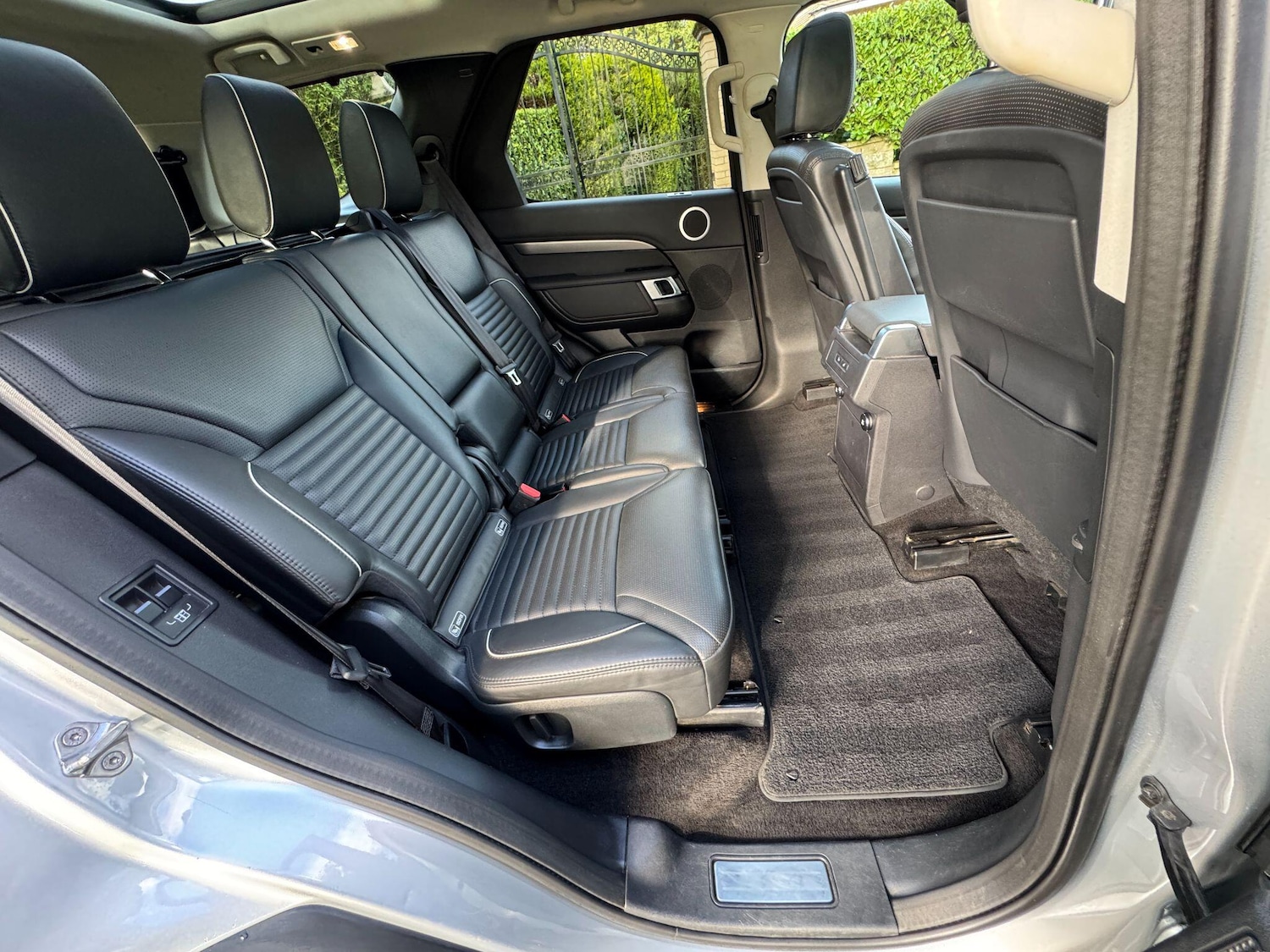 Used Land Rover Discovery 2019 for sale - 76199726: Photo 92