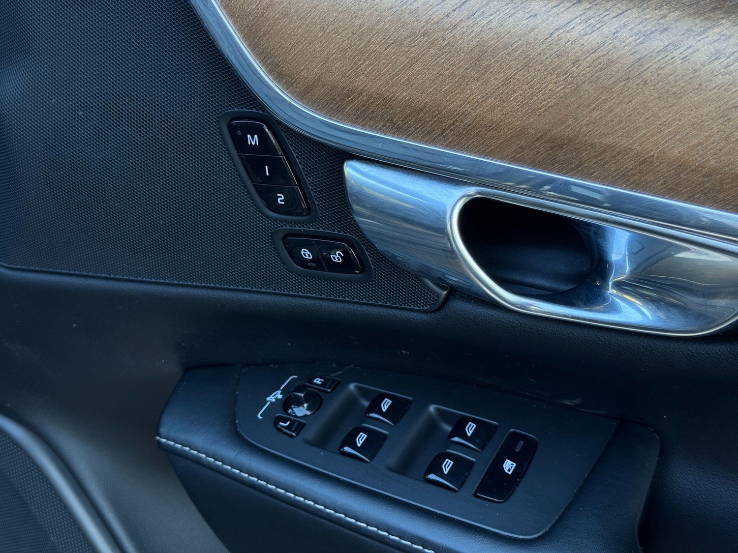 Used Volvo S90 2018 for sale - 77994009: Photo 33