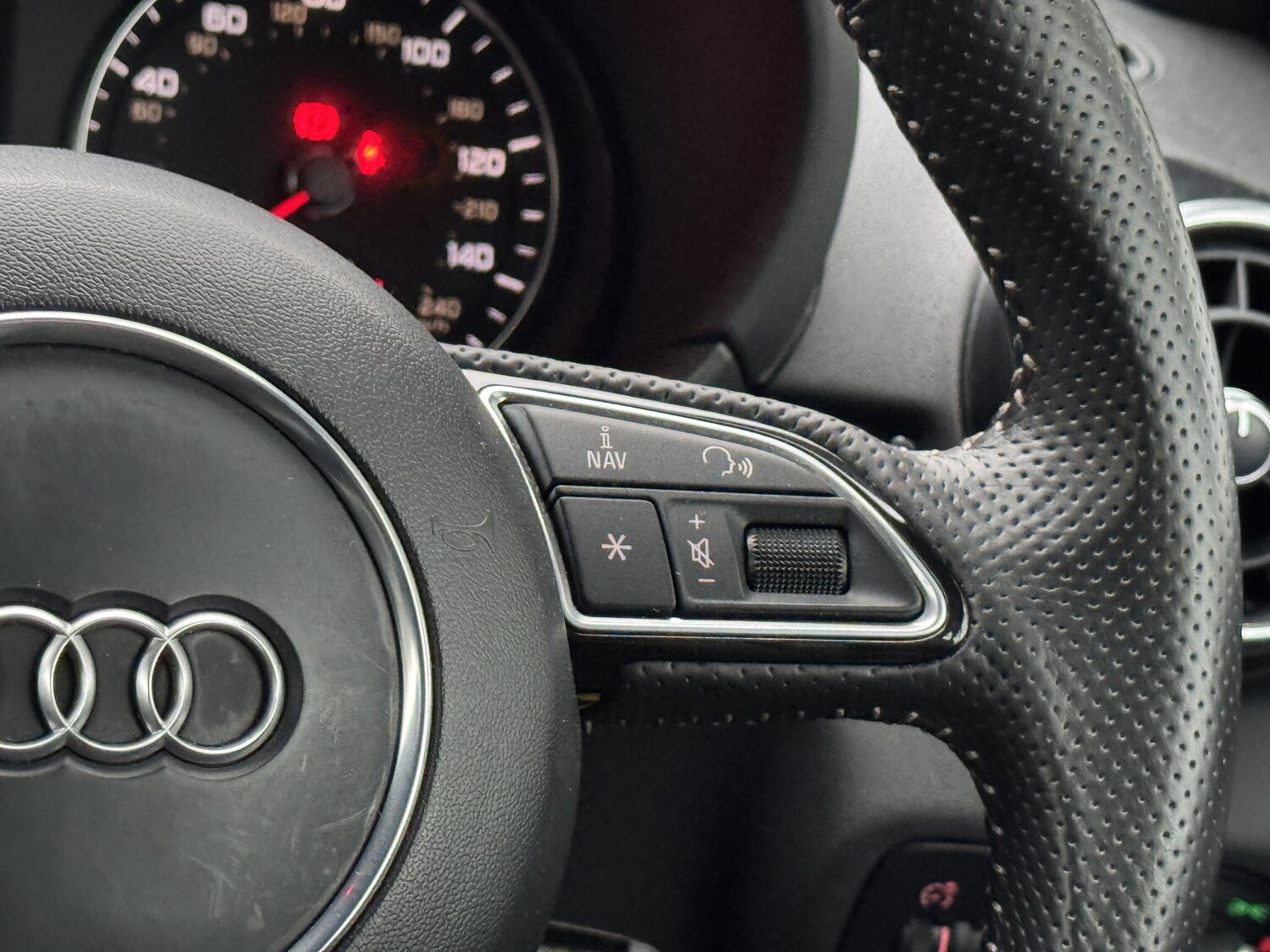 Used Audi A1 2016 for sale - 77351943: Photo 70