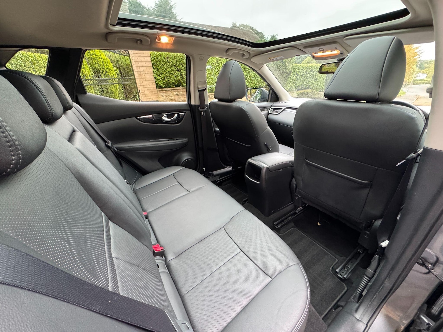 Used Nissan Qashqai 2017 for sale - 76294993: Photo 24