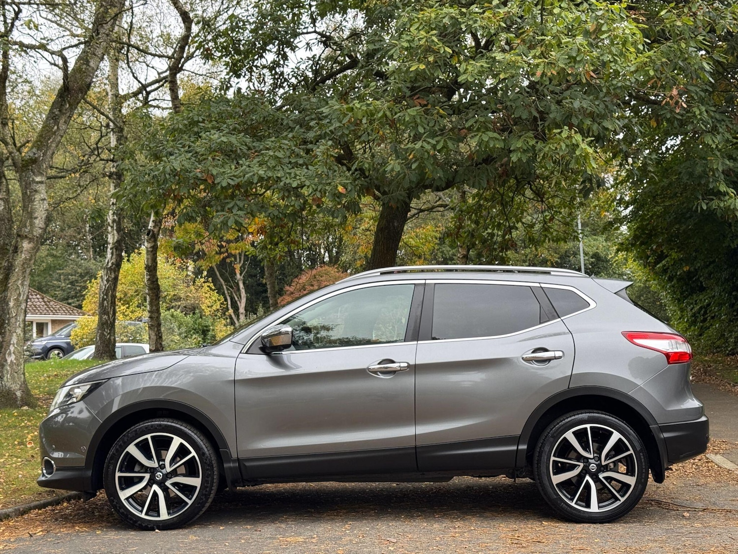 Used Nissan Qashqai 2017 for sale - 76294993: Photo 3