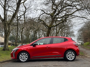 Used Renault Clio 2024 for sale - 78676465: Photo