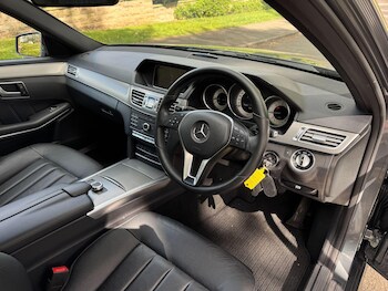 Used Mercedes-Benz E Class 2015 for sale - 78334482: Photo