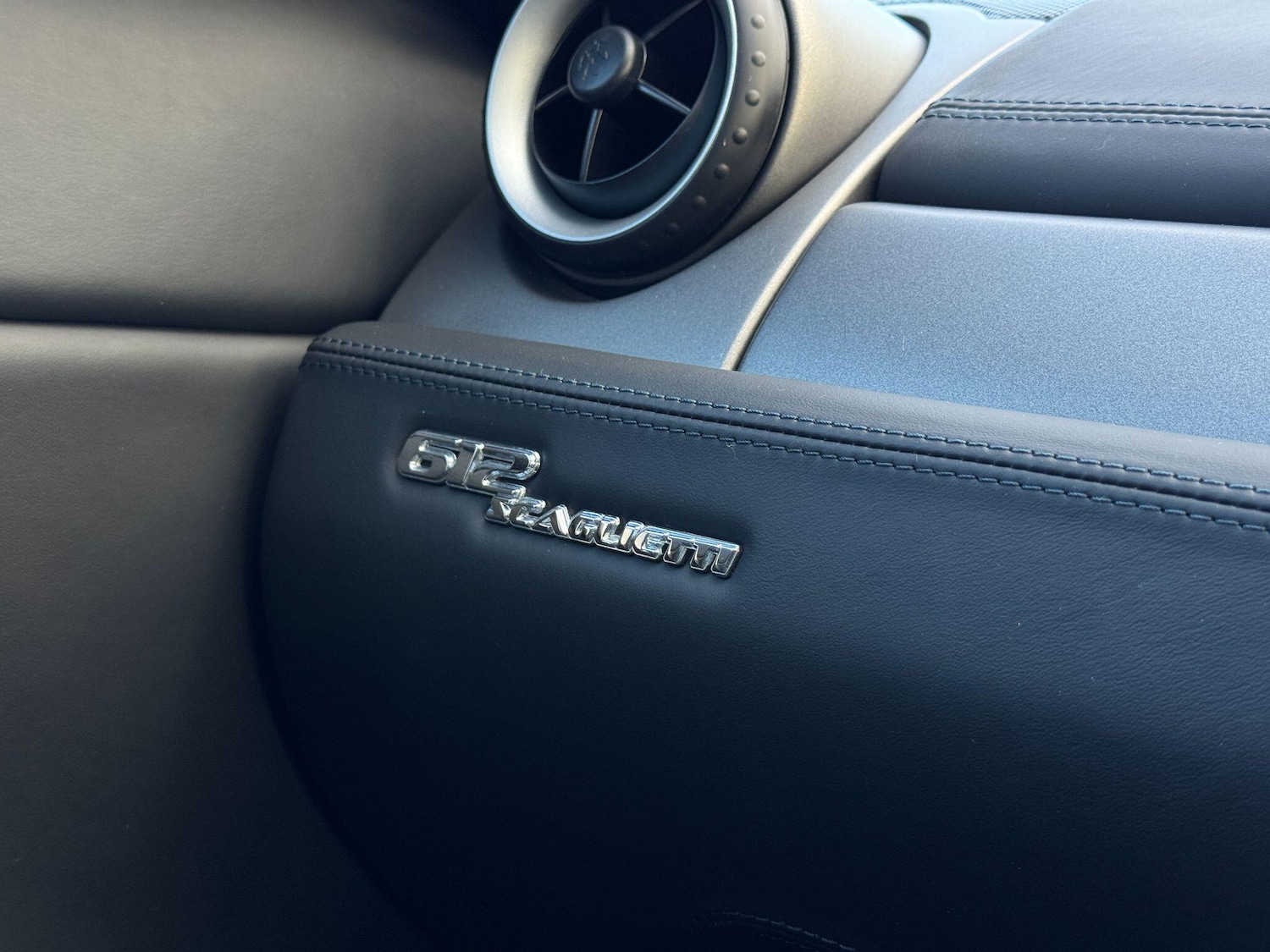 Used Ferrari 612 2006 for sale - 77440222: Photo 25