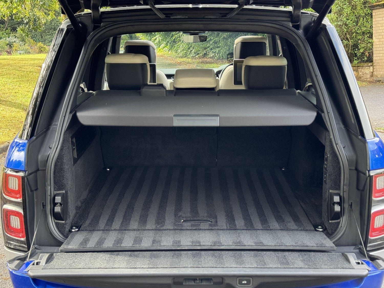 Vehicle 33