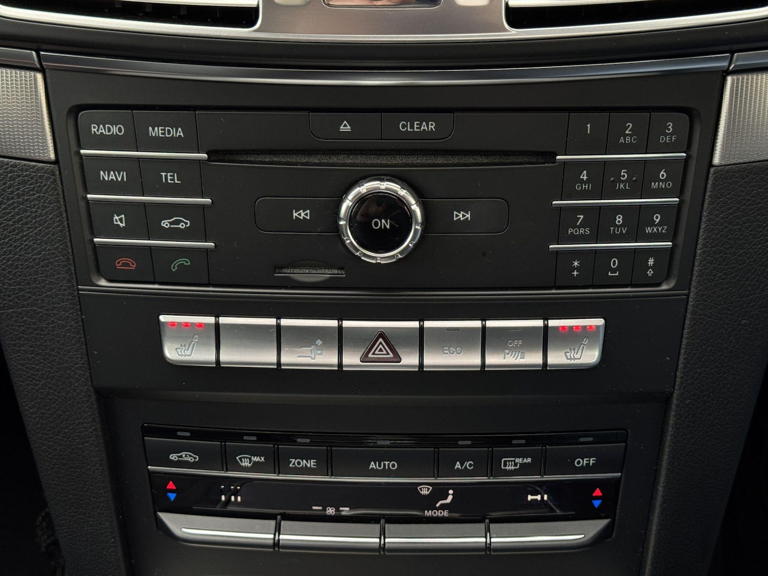 Used Mercedes-Benz E Class 2015 for sale - 76458144: Photo 11