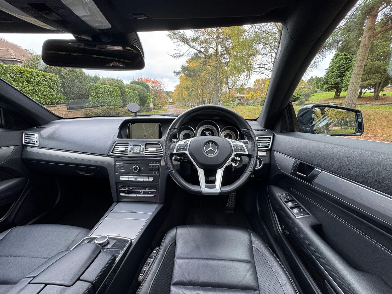 Used Mercedes-Benz E Class 2015 for sale - 76458144: Photo 31