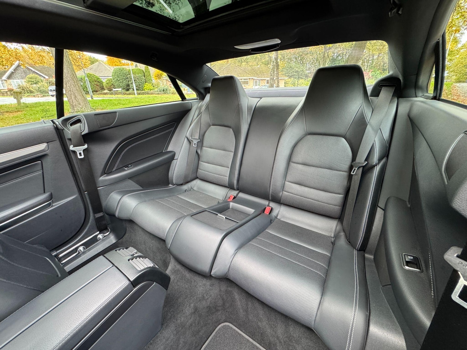 Used Mercedes-Benz E Class 2015 for sale - 76458144: Photo 47