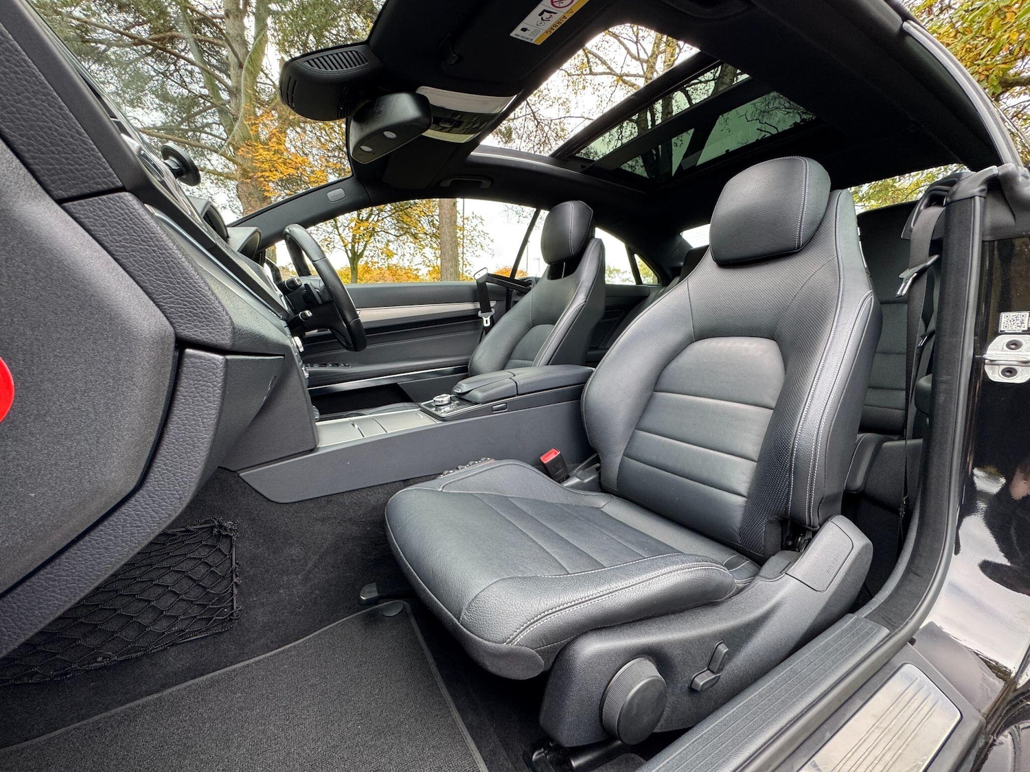 Used Mercedes-Benz E Class 2015 for sale - 76458144: Photo 5