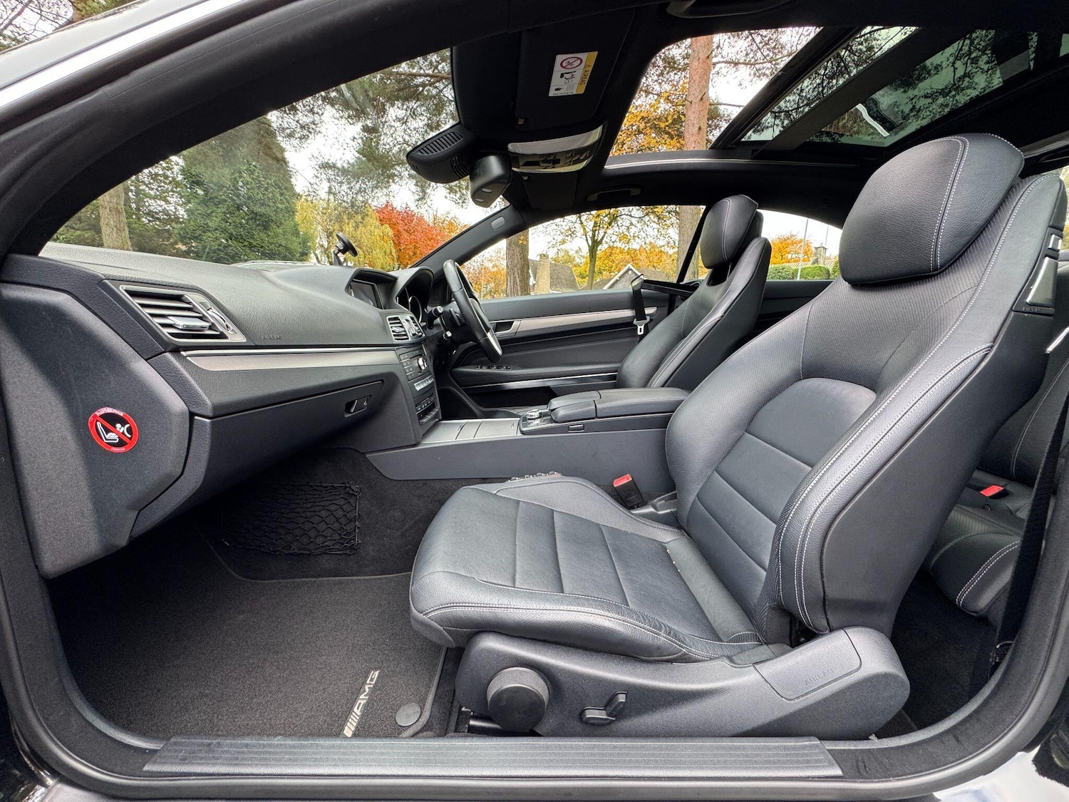 Used Mercedes-Benz E Class 2015 for sale - 76458144: Photo 60