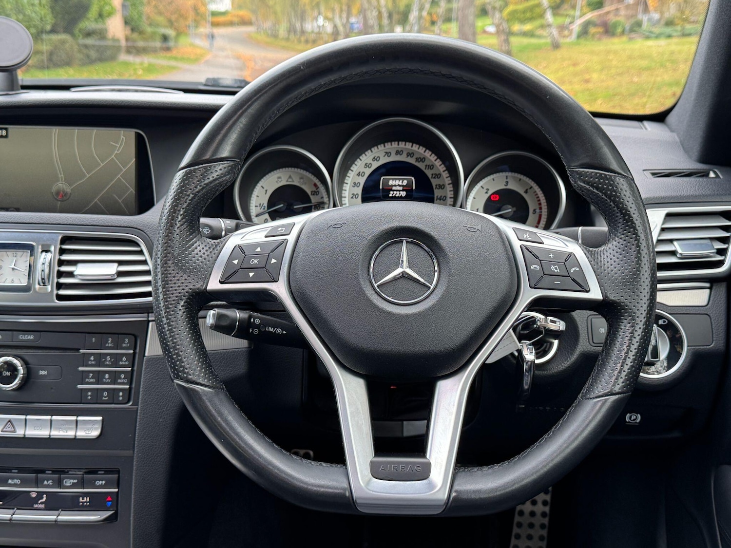 Used Mercedes-Benz E Class 2015 for sale - 76458144: Photo 68