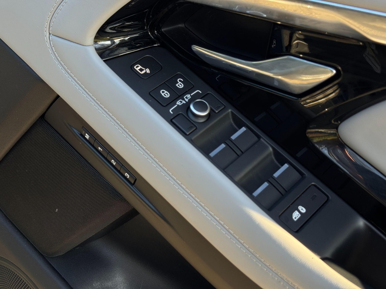 Used Land Rover Range Rover Evoque 2020 for sale - 77119577: Photo 76