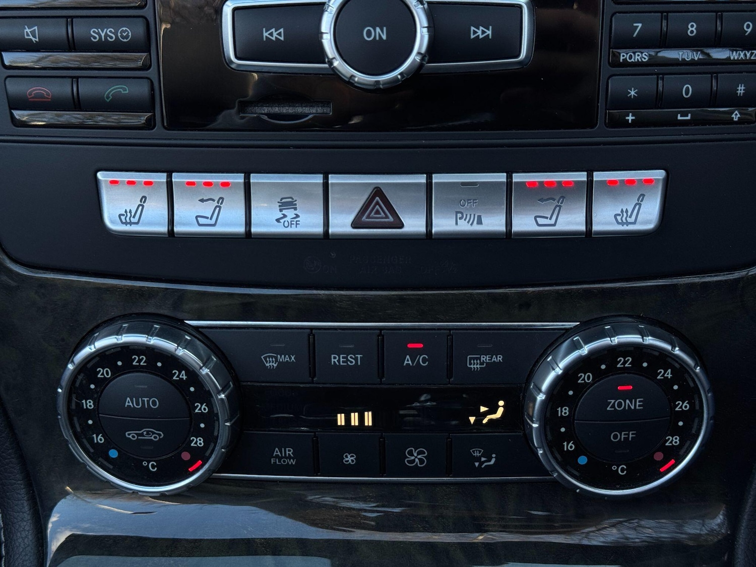 Used Mercedes-Benz SL 2014 for sale - 78033740: Photo 13