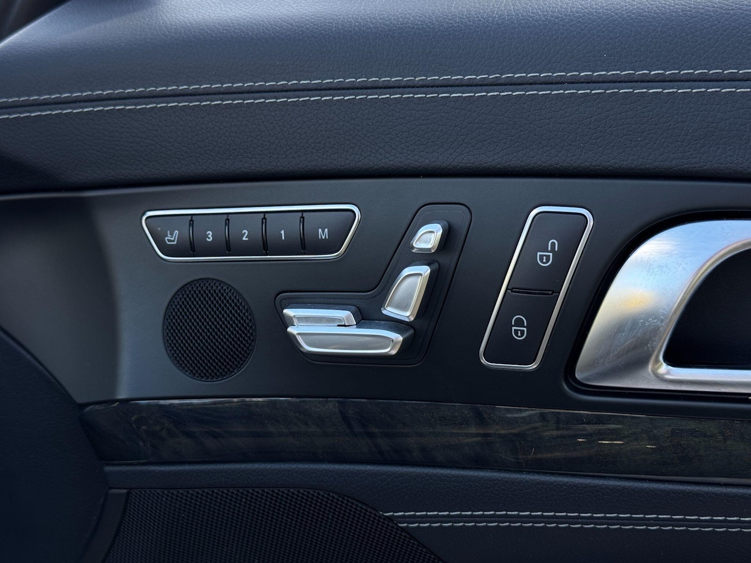 Used Mercedes-Benz SL 2014 for sale - 78033740: Photo 14