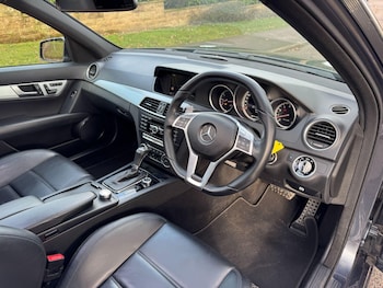 Used Mercedes-Benz C Class 2013 for sale - 77723780: Photo