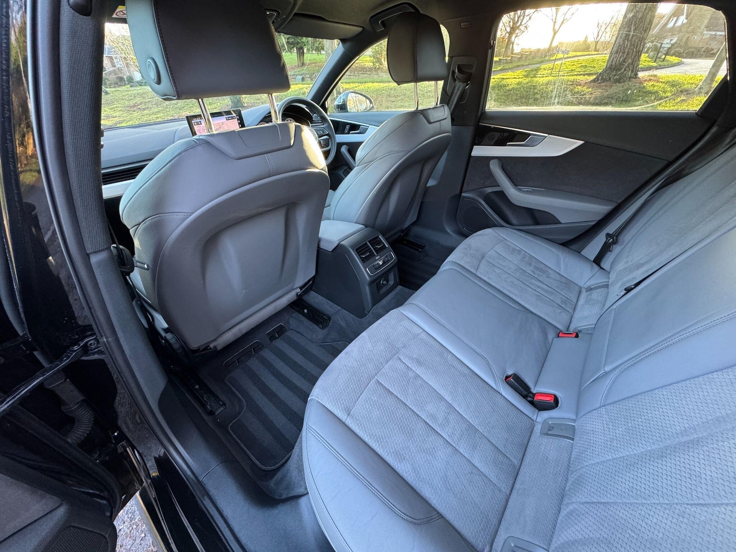 Used Audi A4 2023 for sale - 77015854: Photo 13