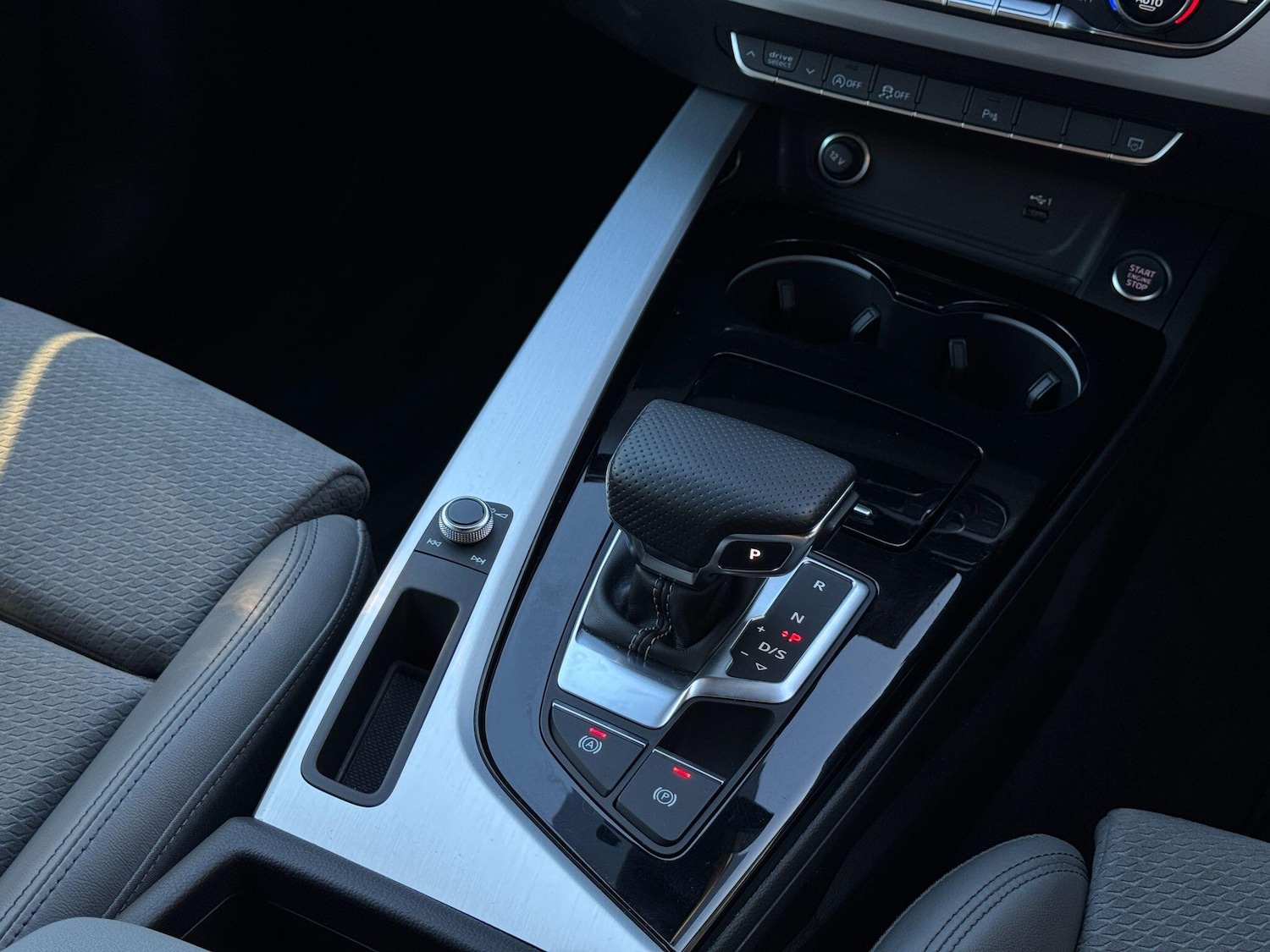 Used Audi A4 2023 for sale - 77015854: Photo 31