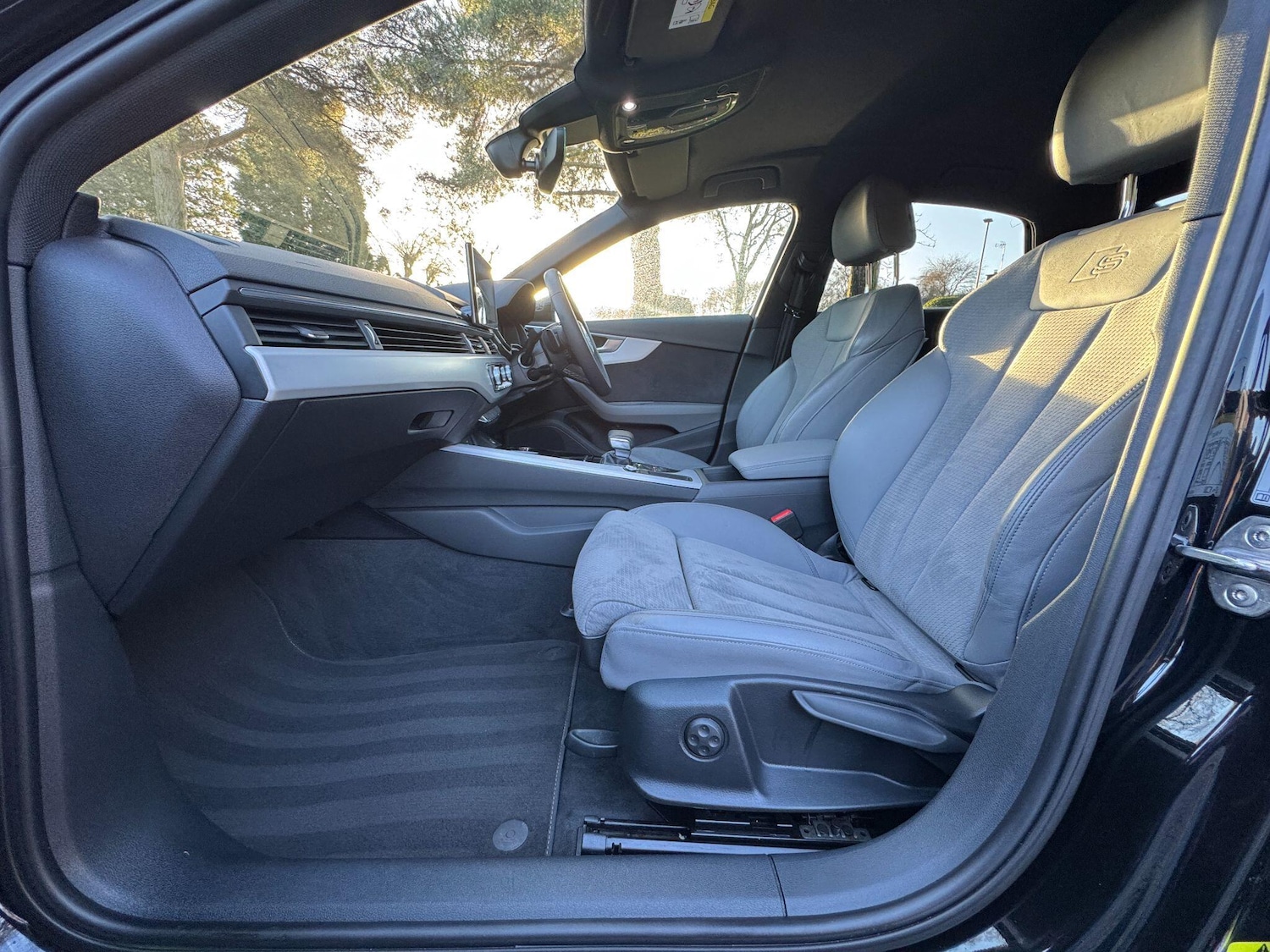 Used Audi A4 2023 for sale - 77015854: Photo 70