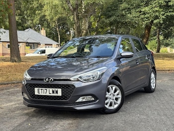 Used Hyundai i20 2017 for sale - 79374744: Photo