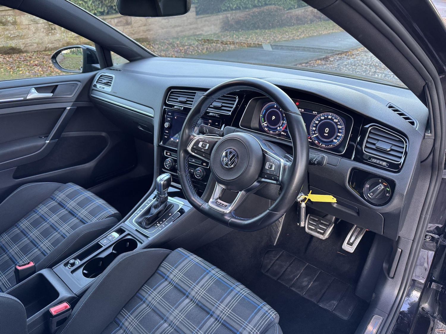 Used Volkswagen Golf 2018 for sale - 77400804: Photo 4