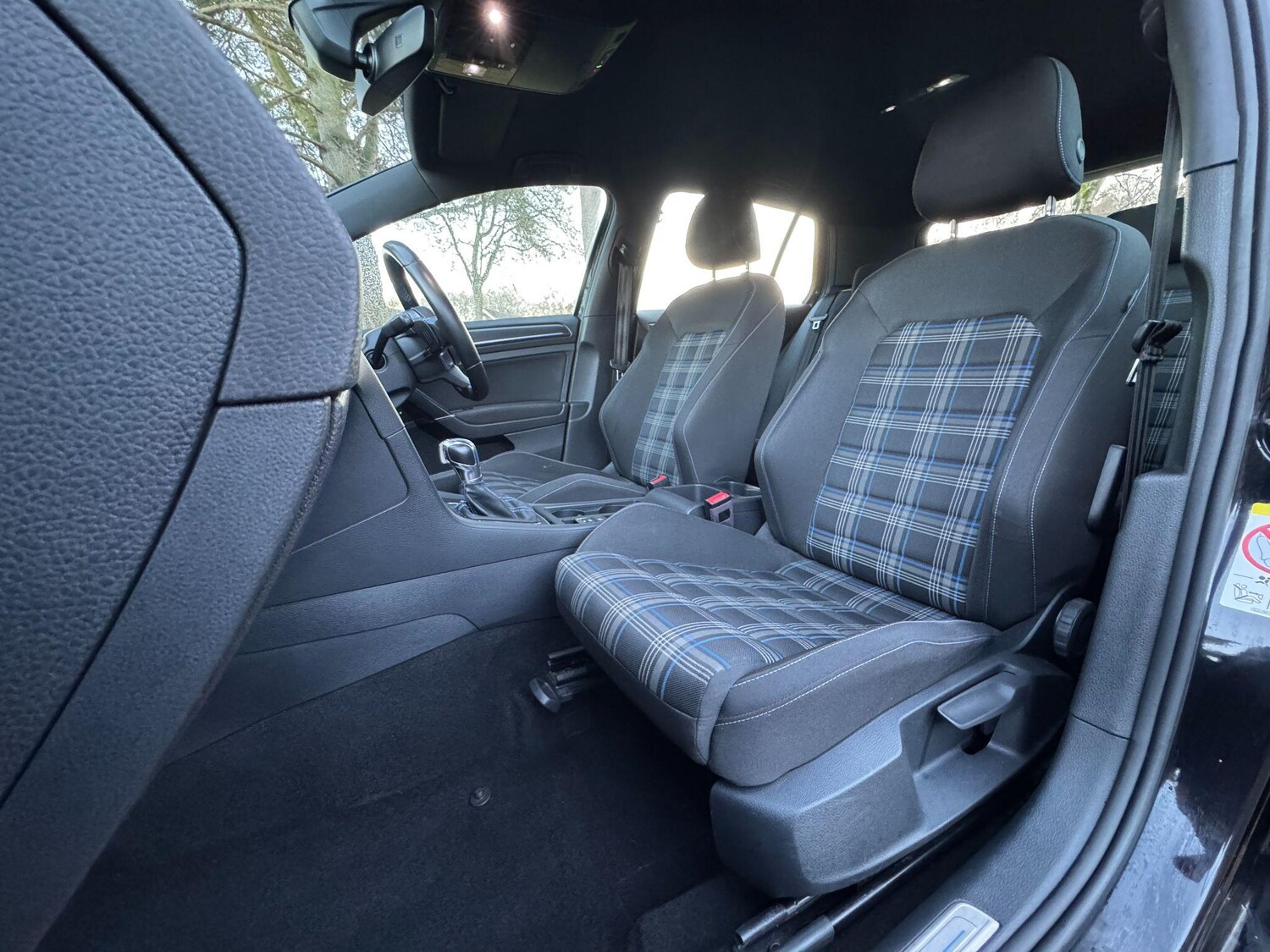 Used Volkswagen Golf 2018 for sale - 77400804: Photo 46