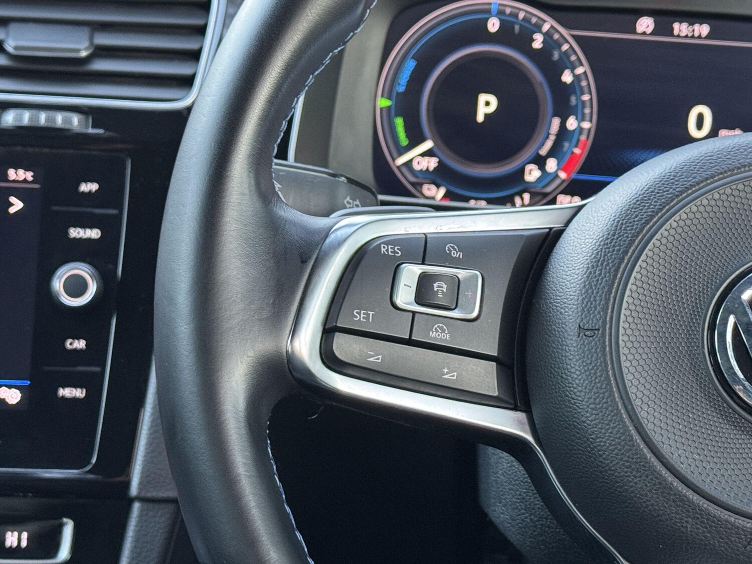 Used Volkswagen Golf 2018 for sale - 77400804: Photo 61