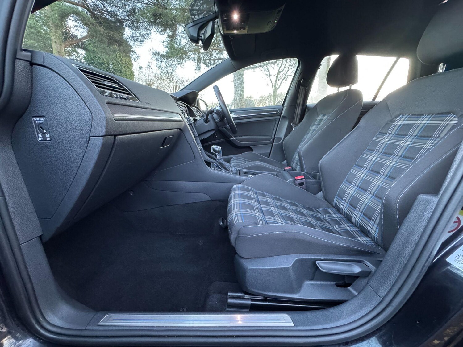 Used Volkswagen Golf 2018 for sale - 77400804: Photo 68