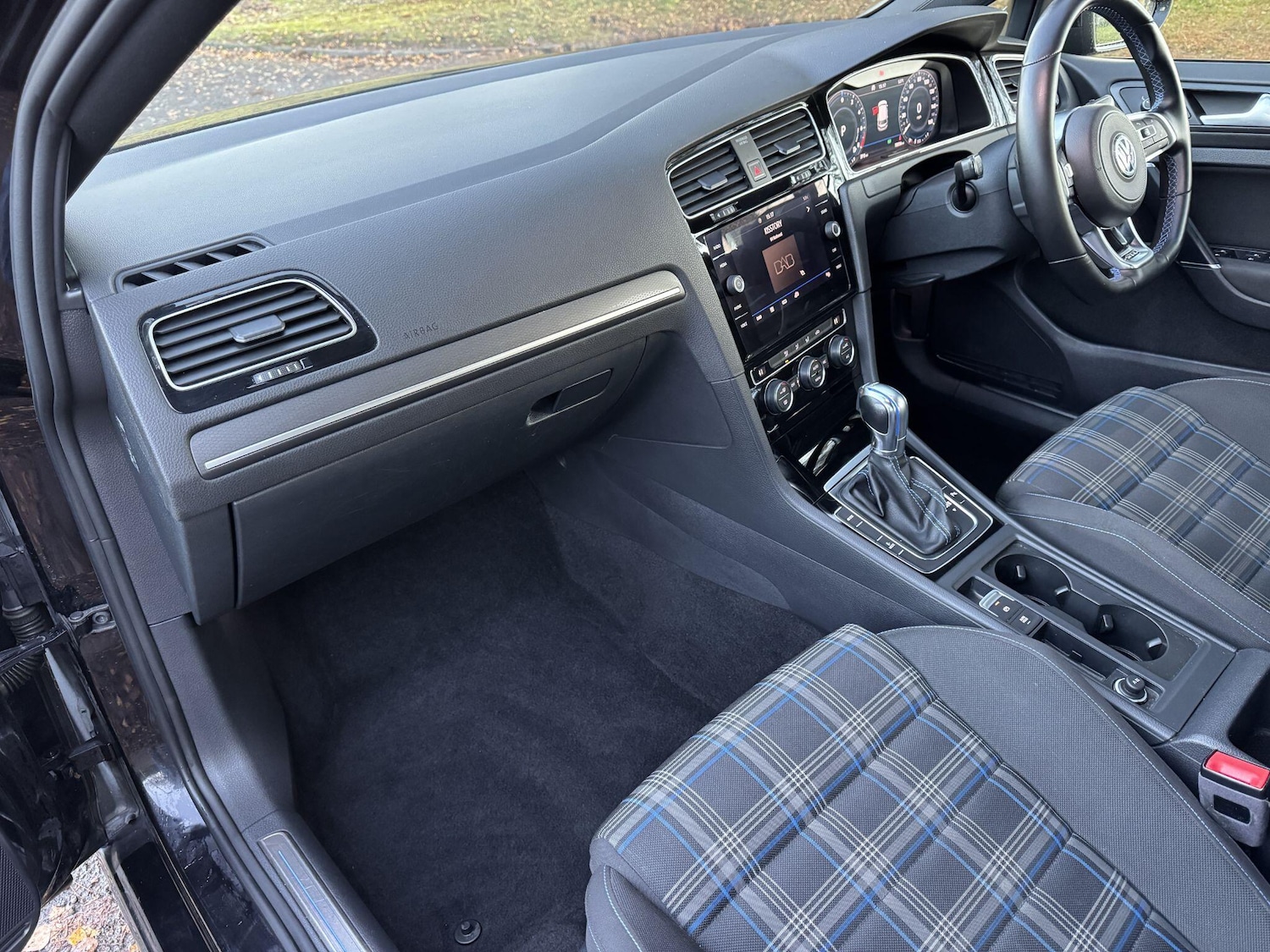 Used Volkswagen Golf 2018 for sale - 77574822: Photo 5