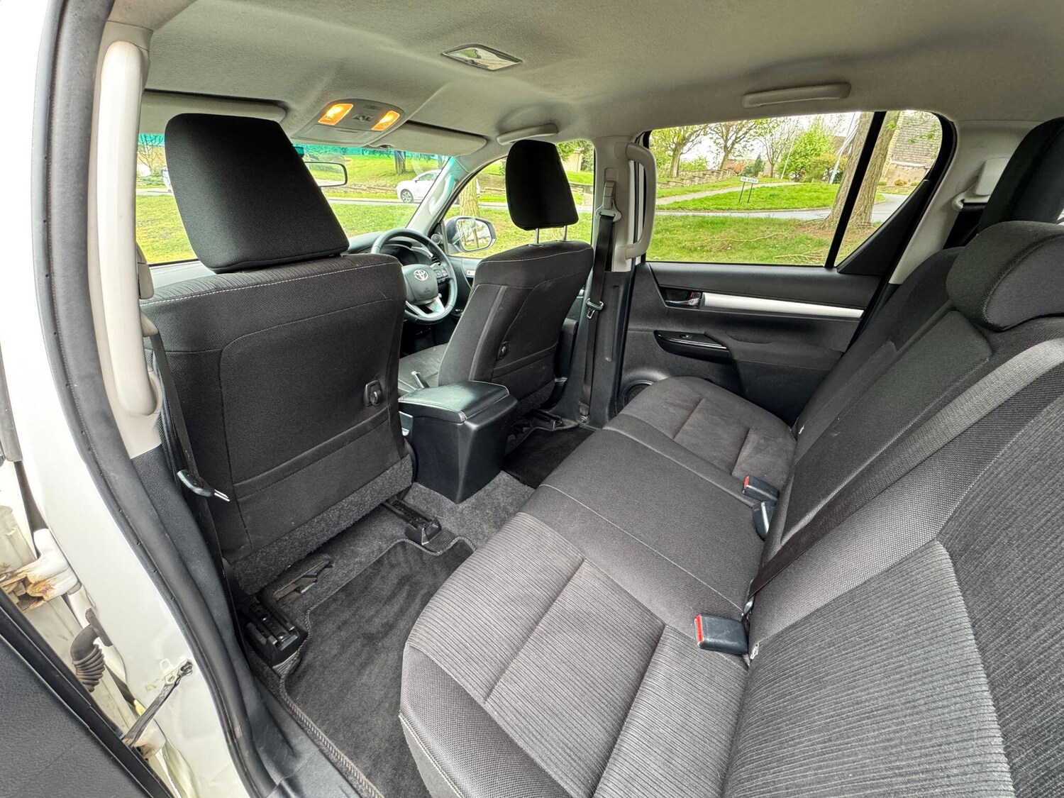 Used Toyota Hilux 2020 for sale - 78204913: Photo 24