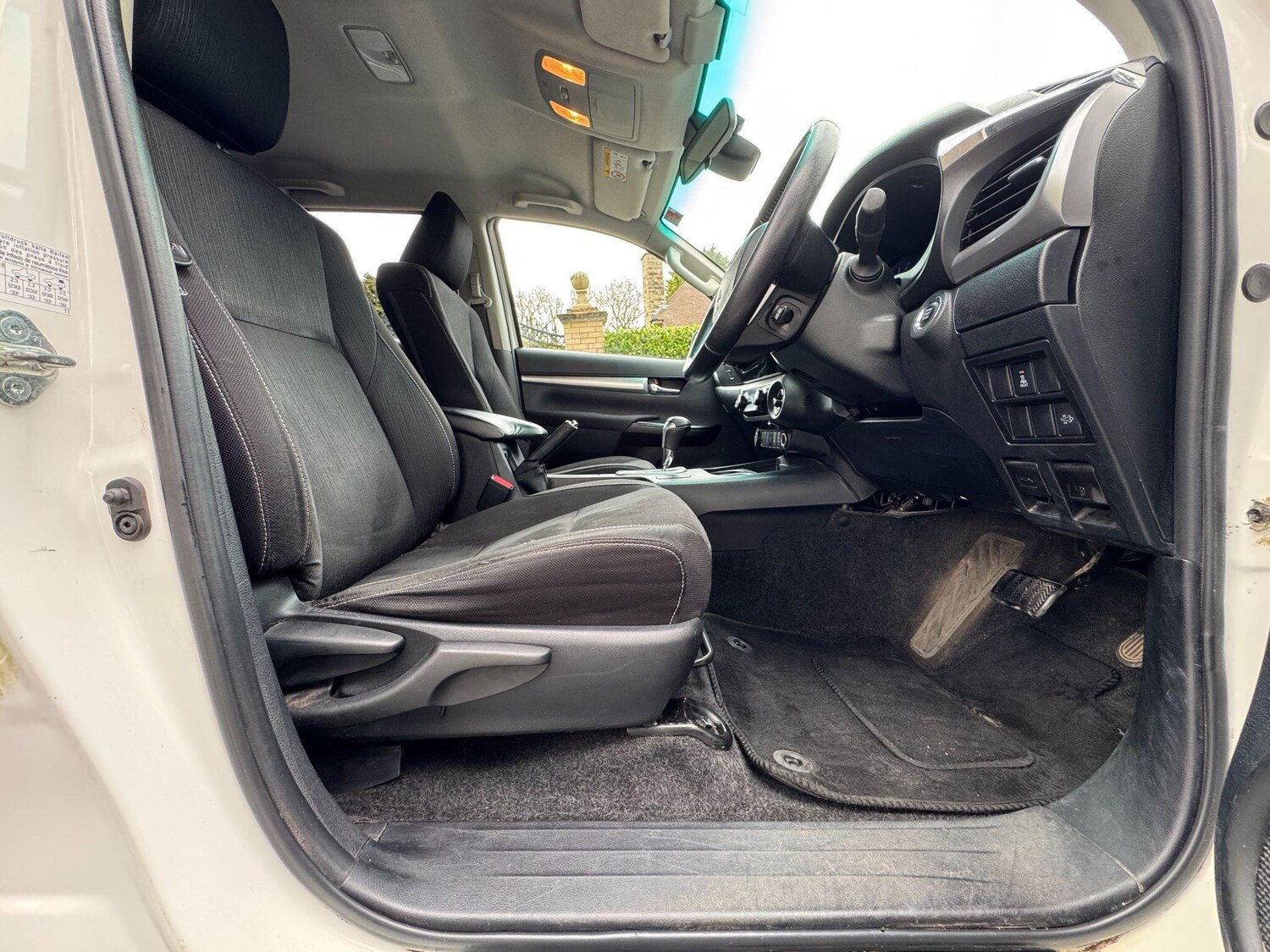 Used Toyota Hilux 2020 for sale - 78204913: Photo 76