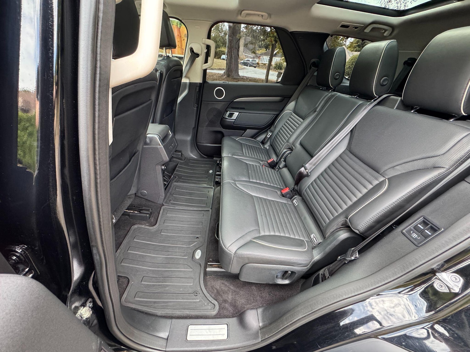 Vehicle 76