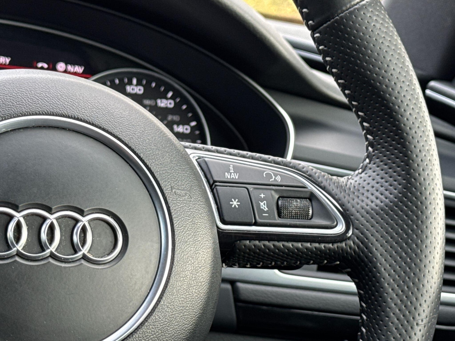 Used Audi A7 2015 for sale - 76658576: Photo 66