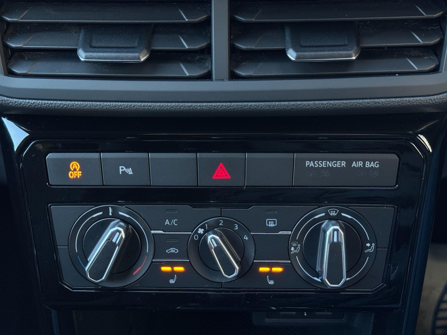 Used Volkswagen T-Cross 2021 for sale - 76456781: Photo 11