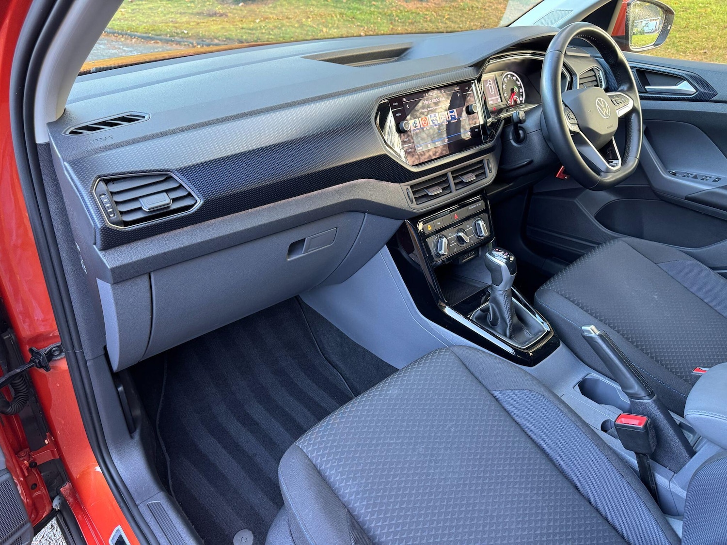 Used Volkswagen T-Cross 2021 for sale - 76456781: Photo 5