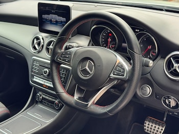 Used Mercedes-Benz GLA 2019 for sale - 78982137: Photo