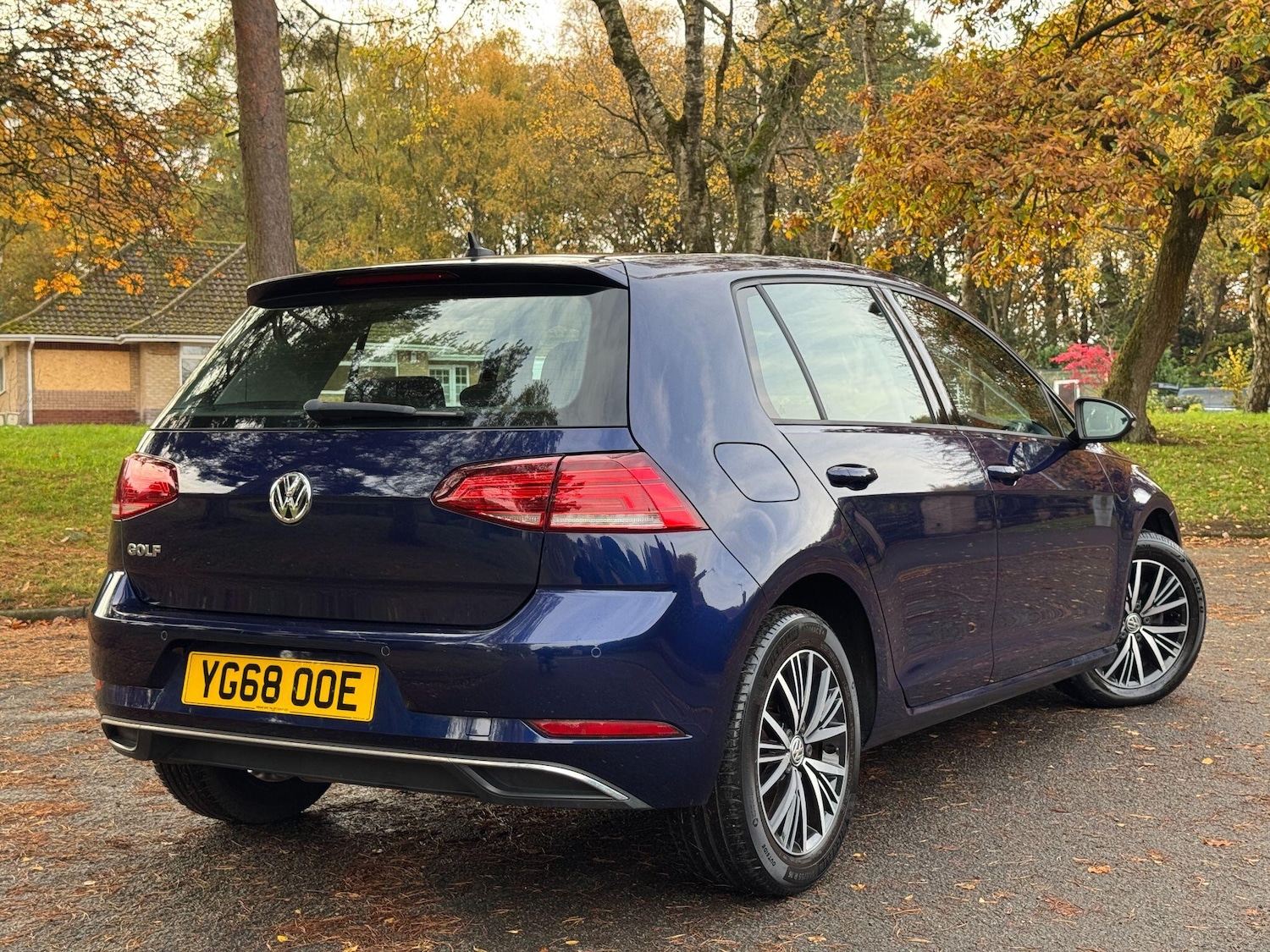 Used Volkswagen Golf 2018 for sale - 76539022: Photo 2