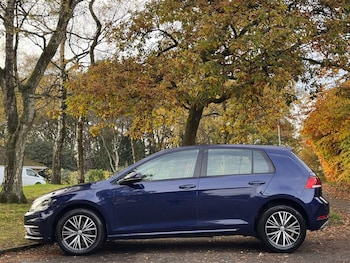 Used Volkswagen Golf 2018 for sale - 76539022: Photo