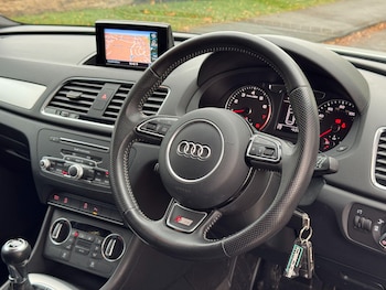 Used Audi Q3 2017 for sale - 76425399: Photo