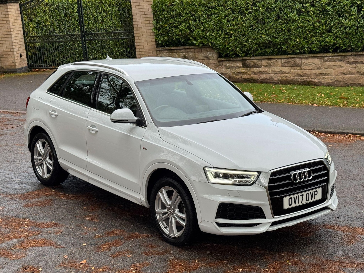 Used Audi Q3 2017 for sale - 76425399: Photo 9