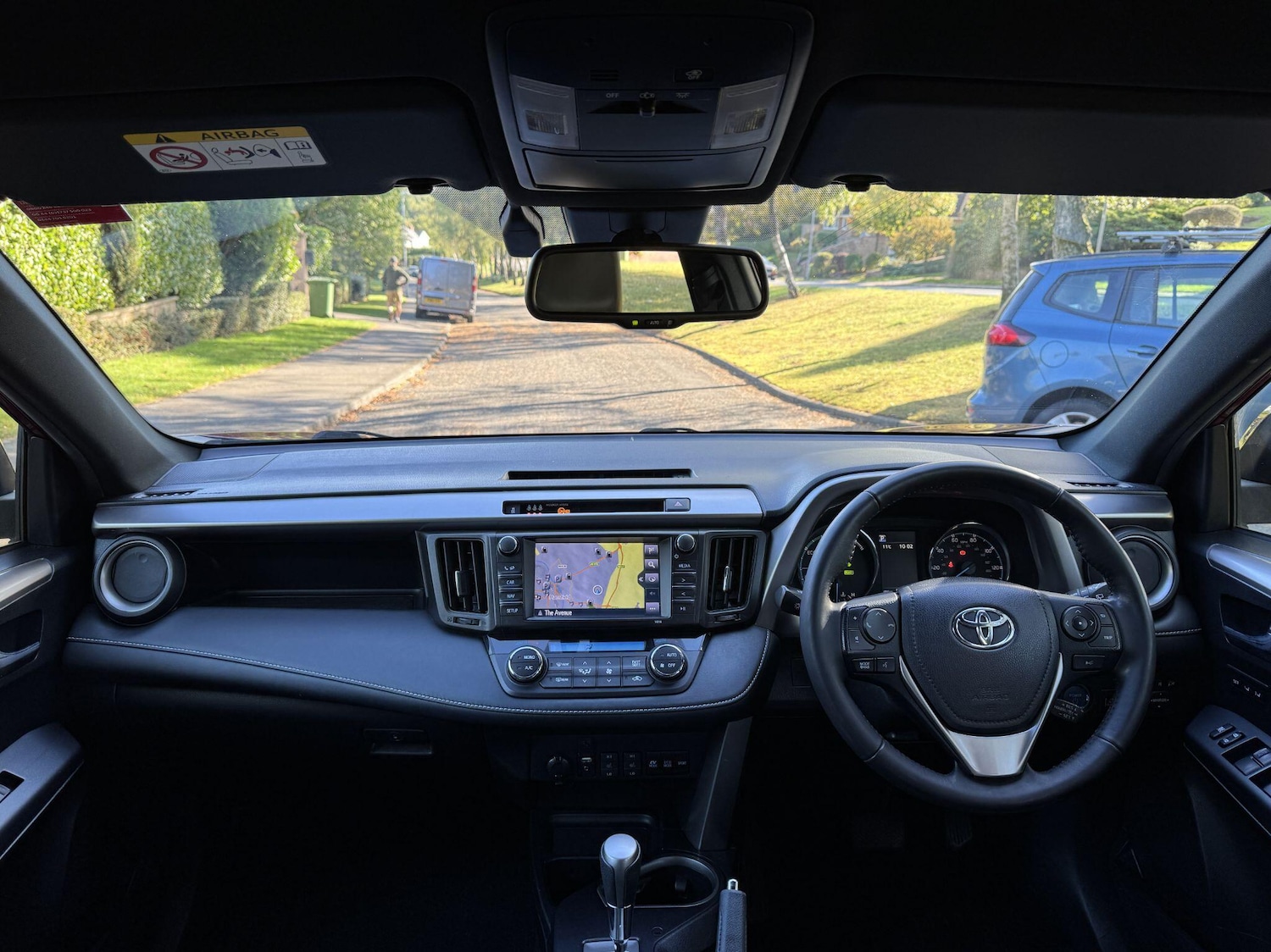Used Toyota RAV4 2018 for sale - 76060934: Photo 12